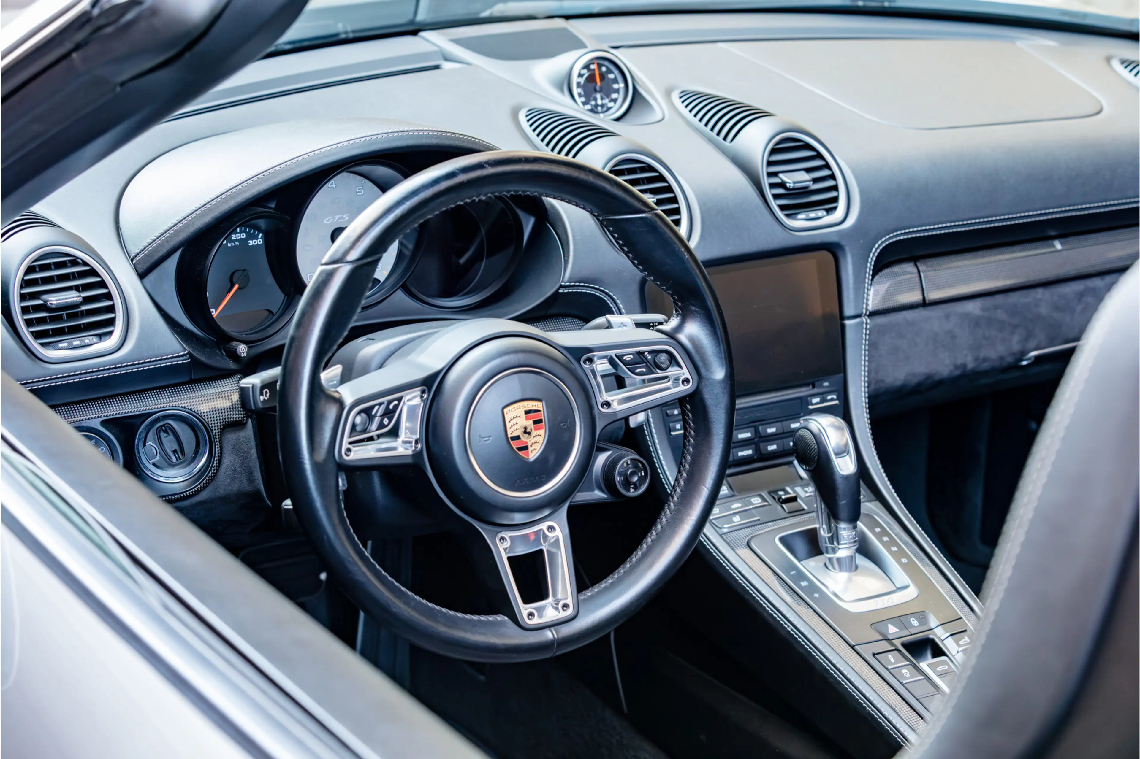 Porsche 718 Boxster 2.5 GTS Sportchrono|Sportuitlaat|Apple car — photo 15