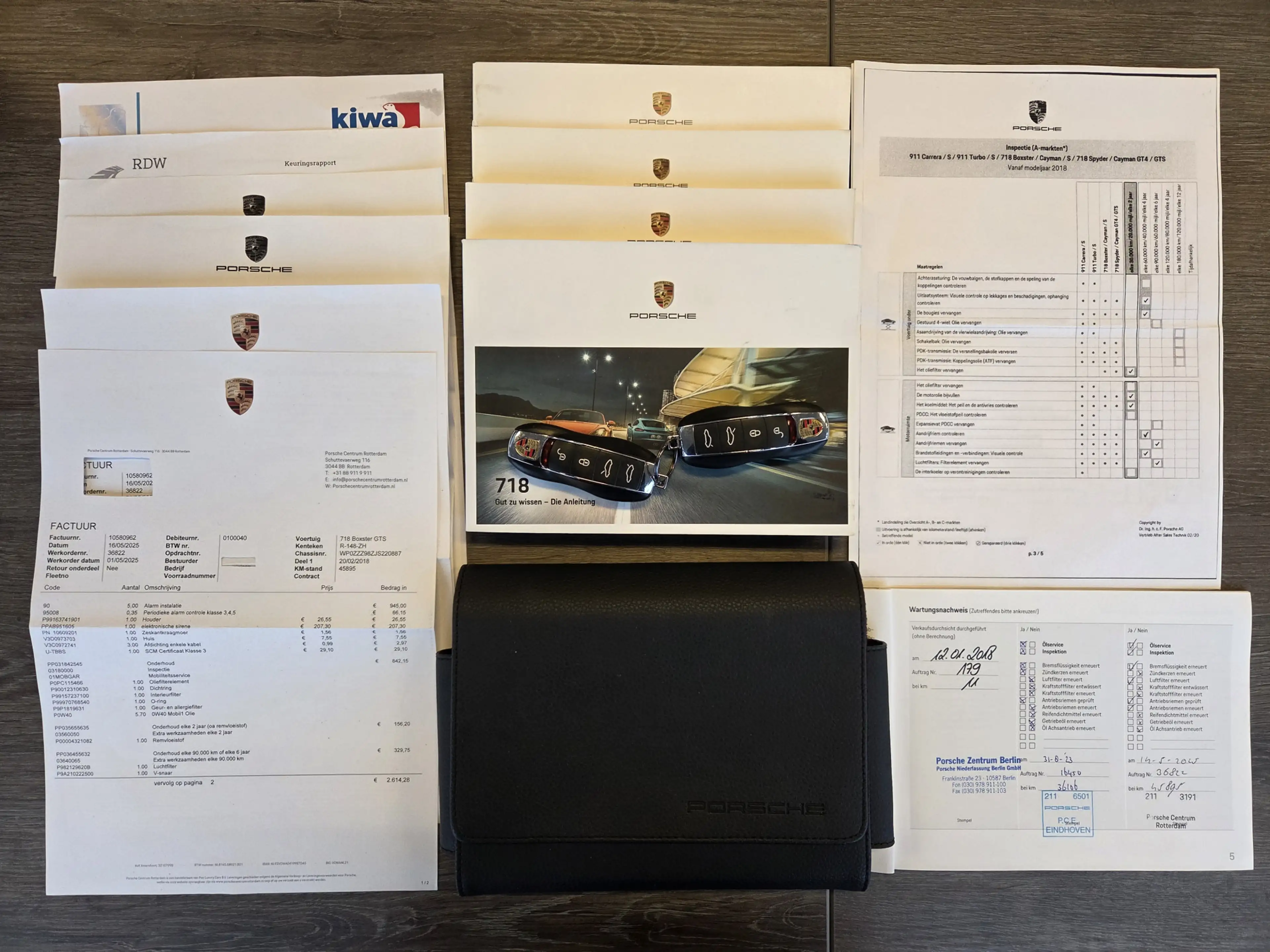 Porsche 718 Boxster 2.5 GTS Sportchrono|Sportuitlaat|Apple car — photo 2