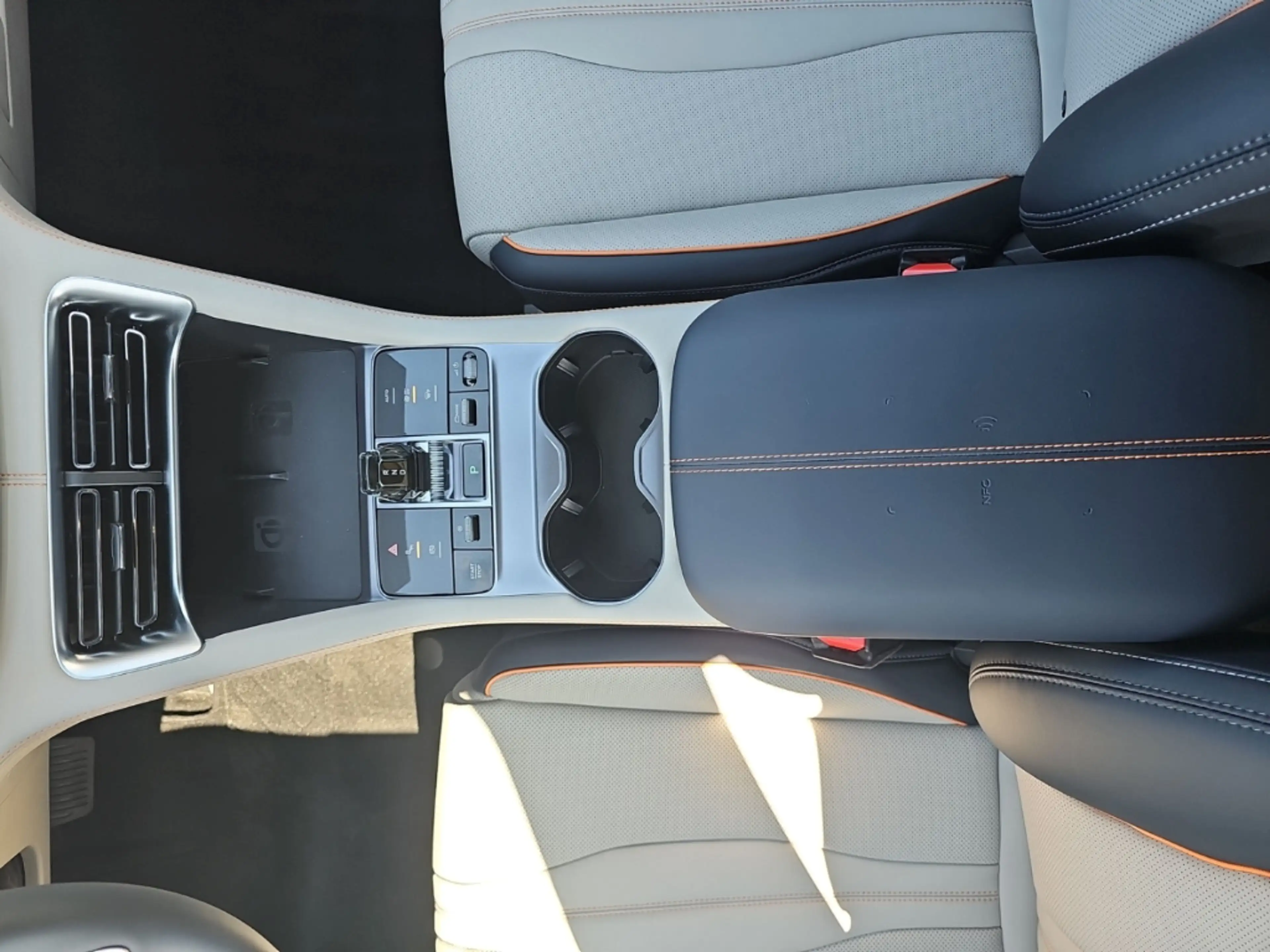 BYD Seal U Design HUD El. Panodach Leder Digitales Cockpit Me — photo 15