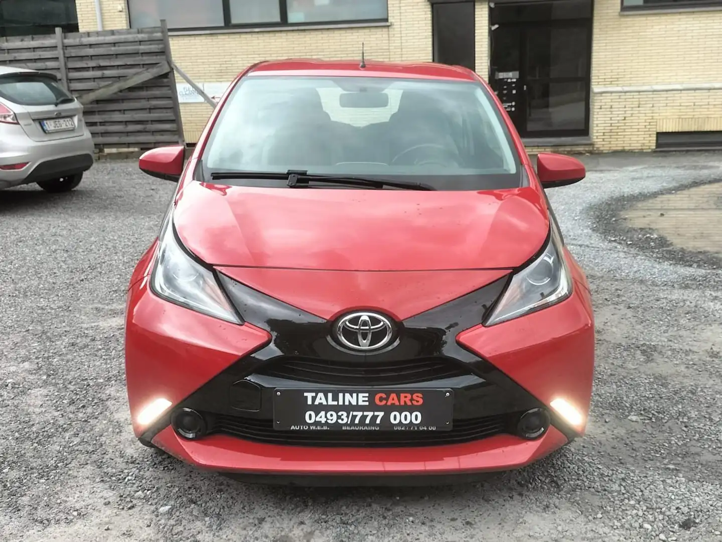 Toyota Aygo 1.0i VVT-i x ***GARANTIE 12-MOIS*** Rosso - 1