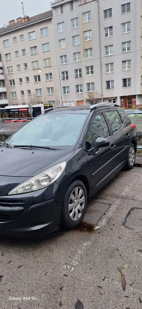 Peugeot 207 90 HDi FAP (Blue Lion) Filou - 1