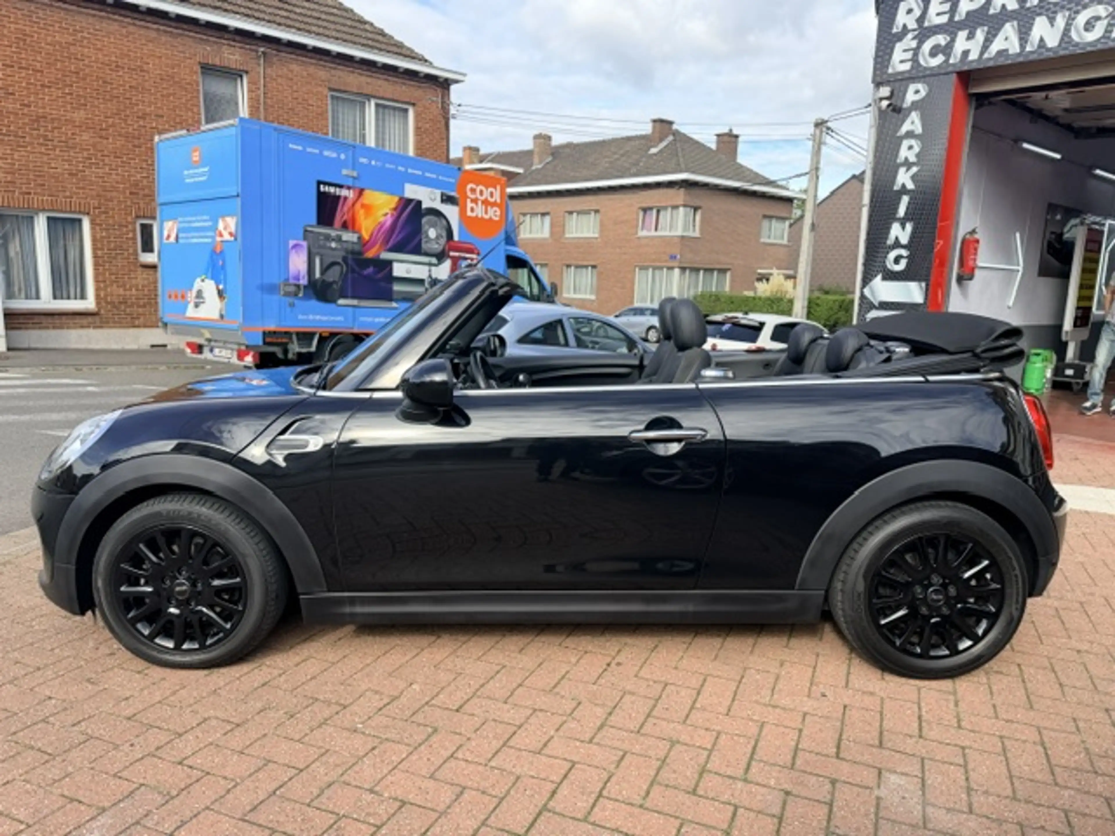 MINI One Cabrio CUIR CLIMATISATION XENON BLEUTOOTH HARMAN KARDON GARANTIE — photo 6