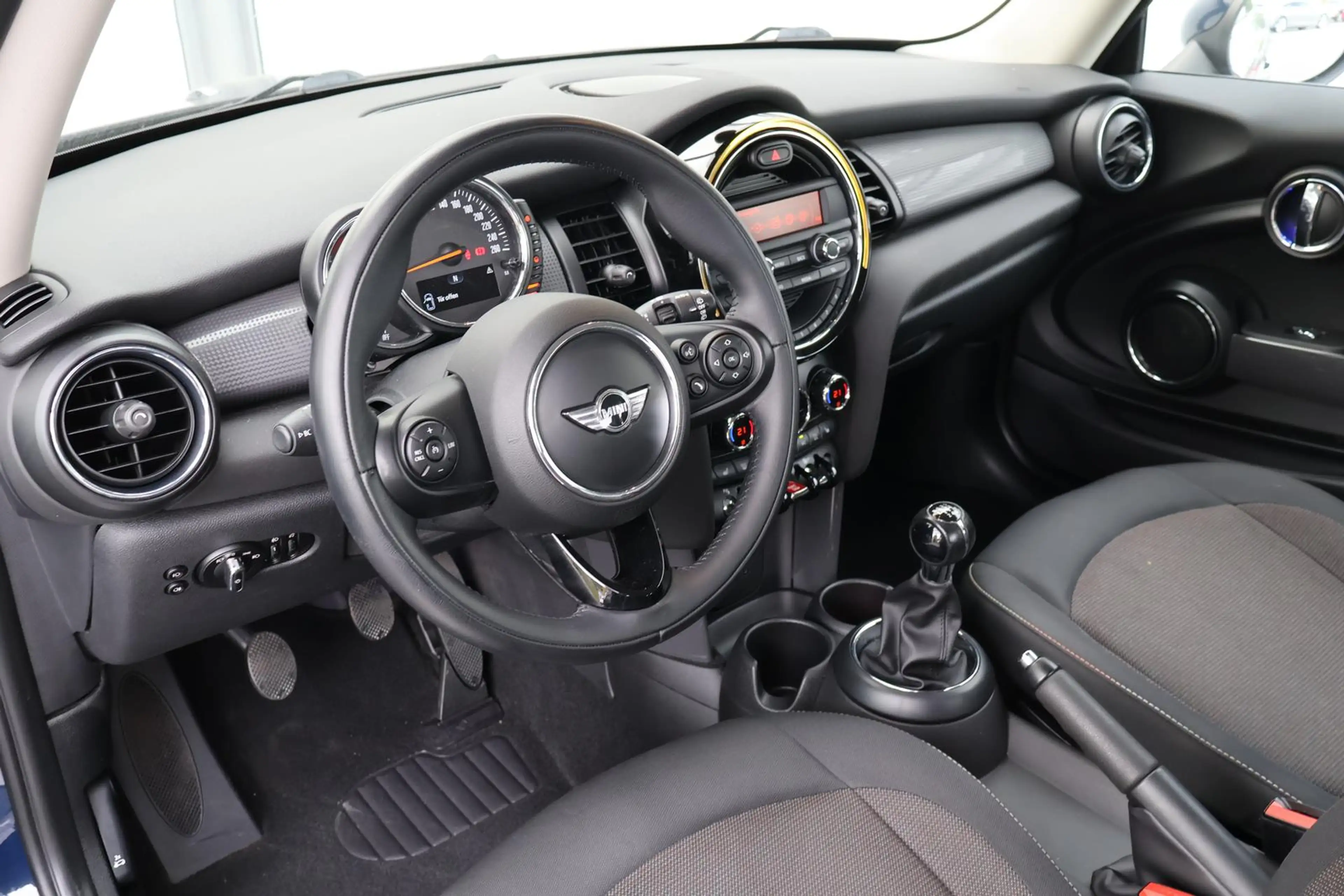 MINI Cooper D Metropolitan Sitzhz. Temp. PDC — photo 10
