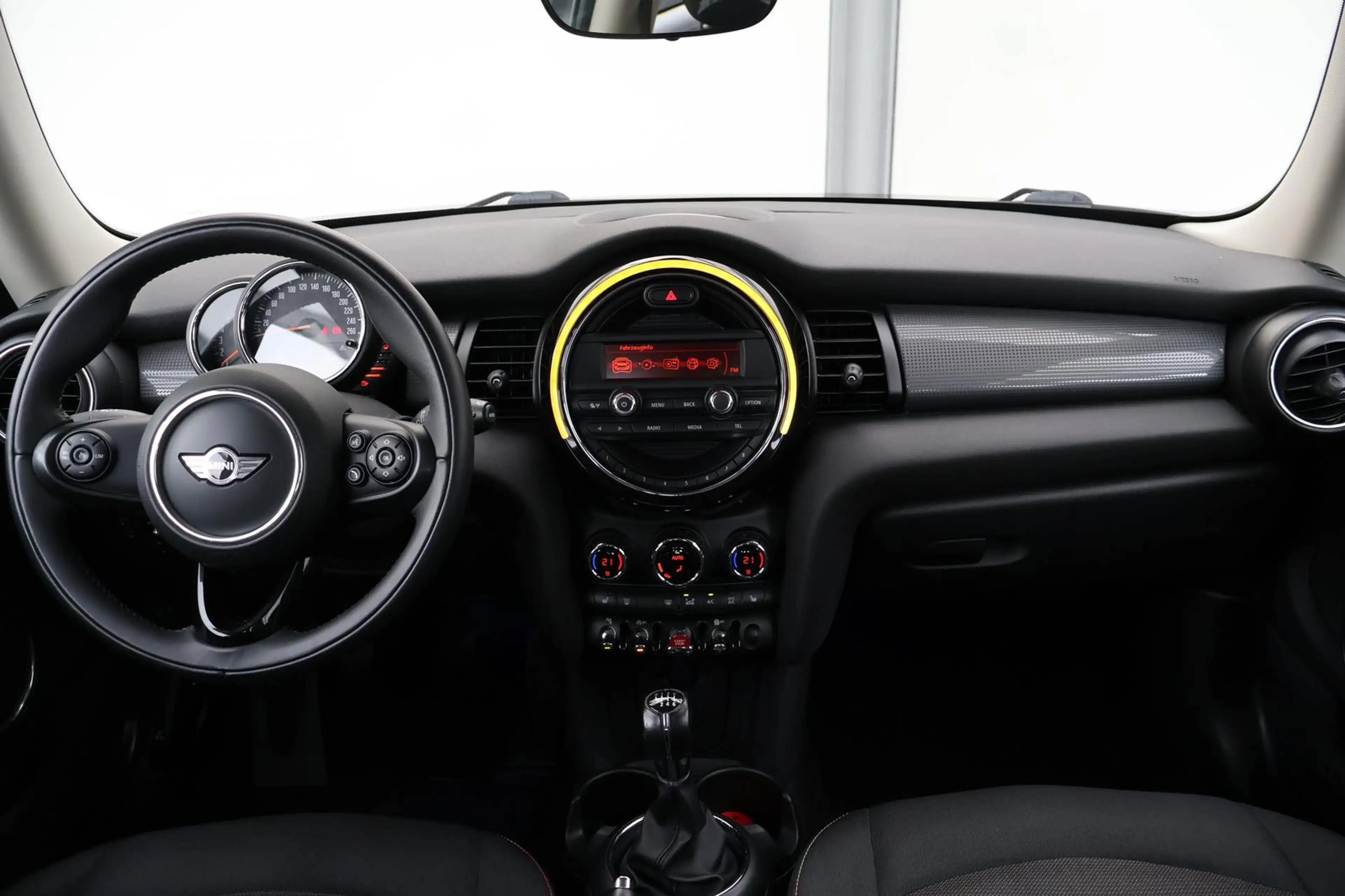 MINI Cooper D Metropolitan Sitzhz. Temp. PDC — photo 14