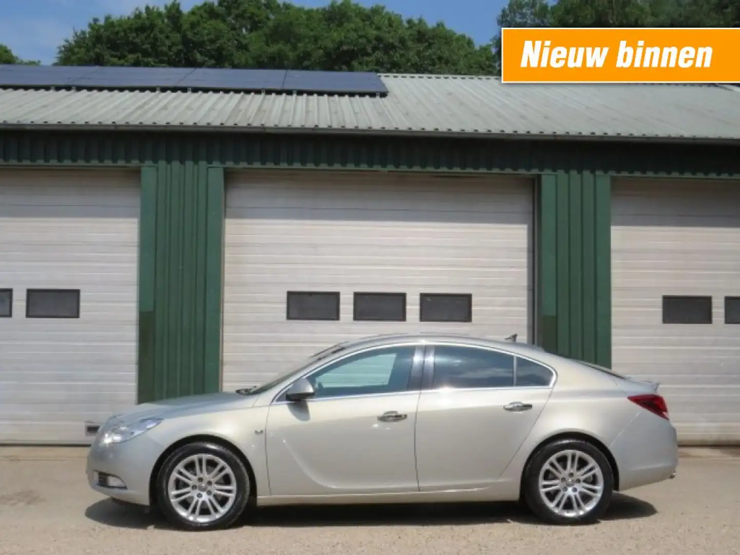 Opel Insignia 1.6 T Cosmo Szary - 1