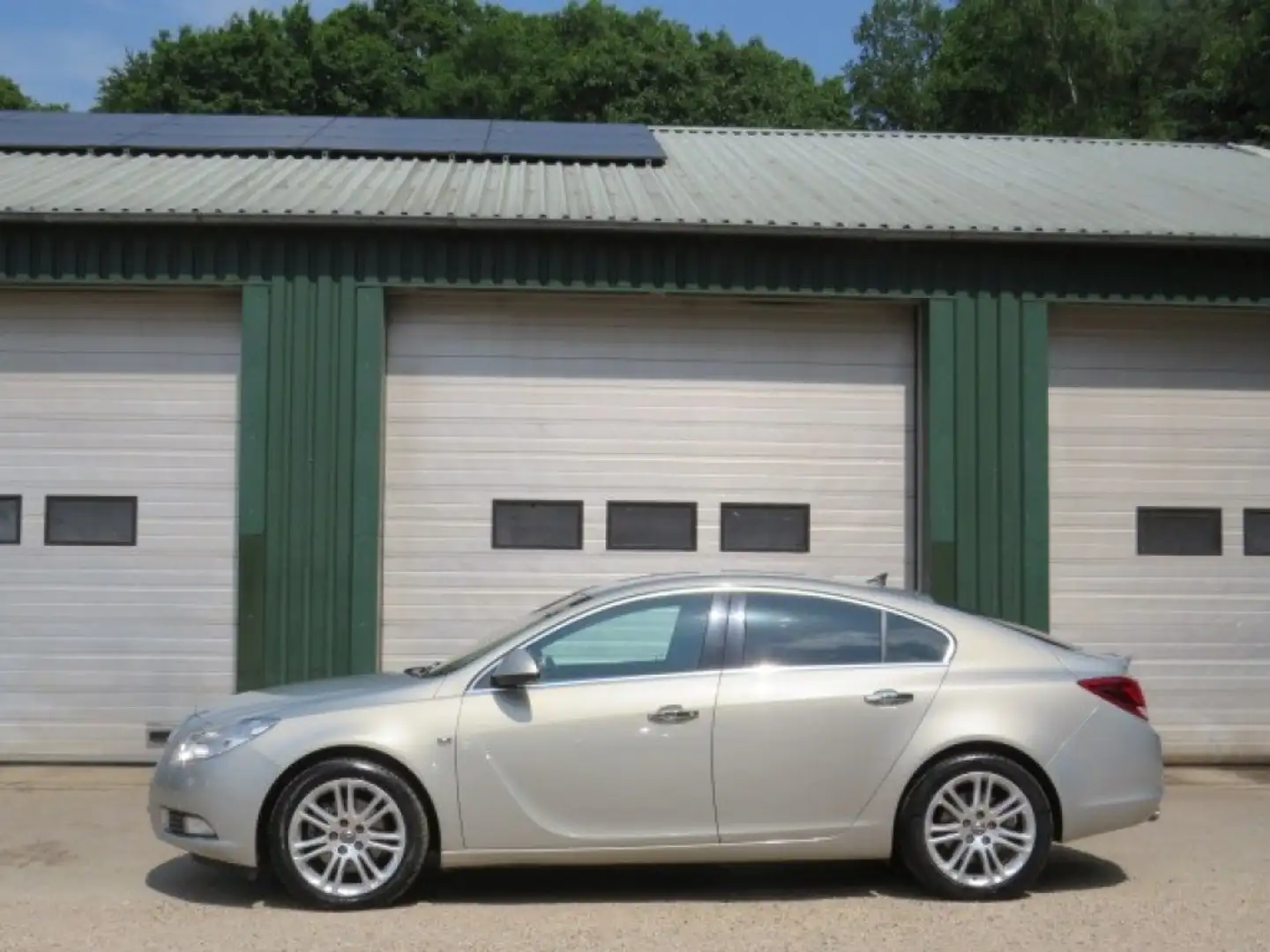 Opel Insignia 1.6 T Cosmo Grijs - 1