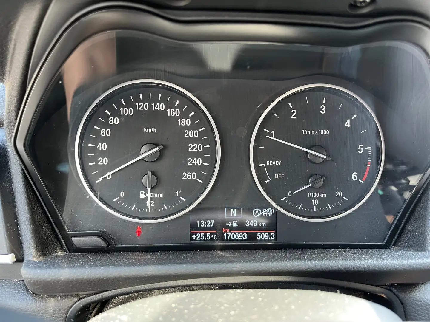 BMW 218 218d Active Tourer M Sport Weiß - 2