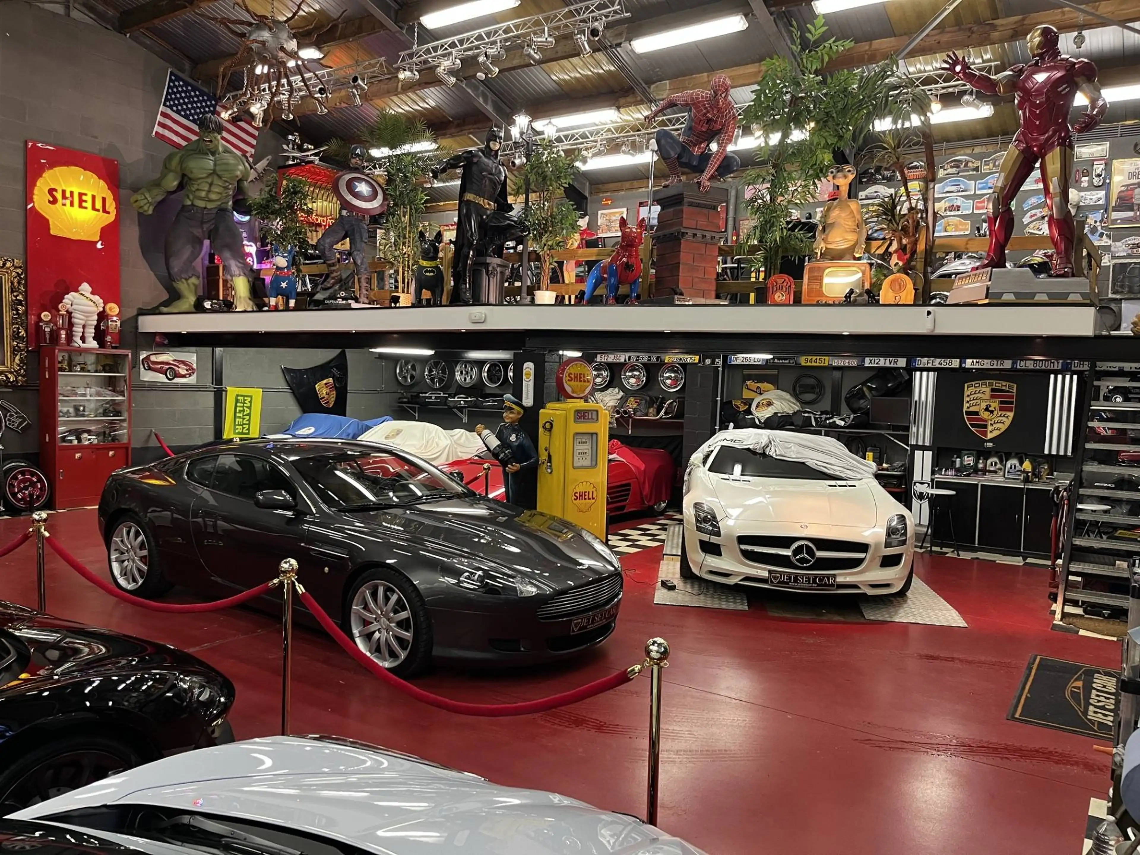 Aston Martin DB9 DB9 5.9i V12 — photo 2