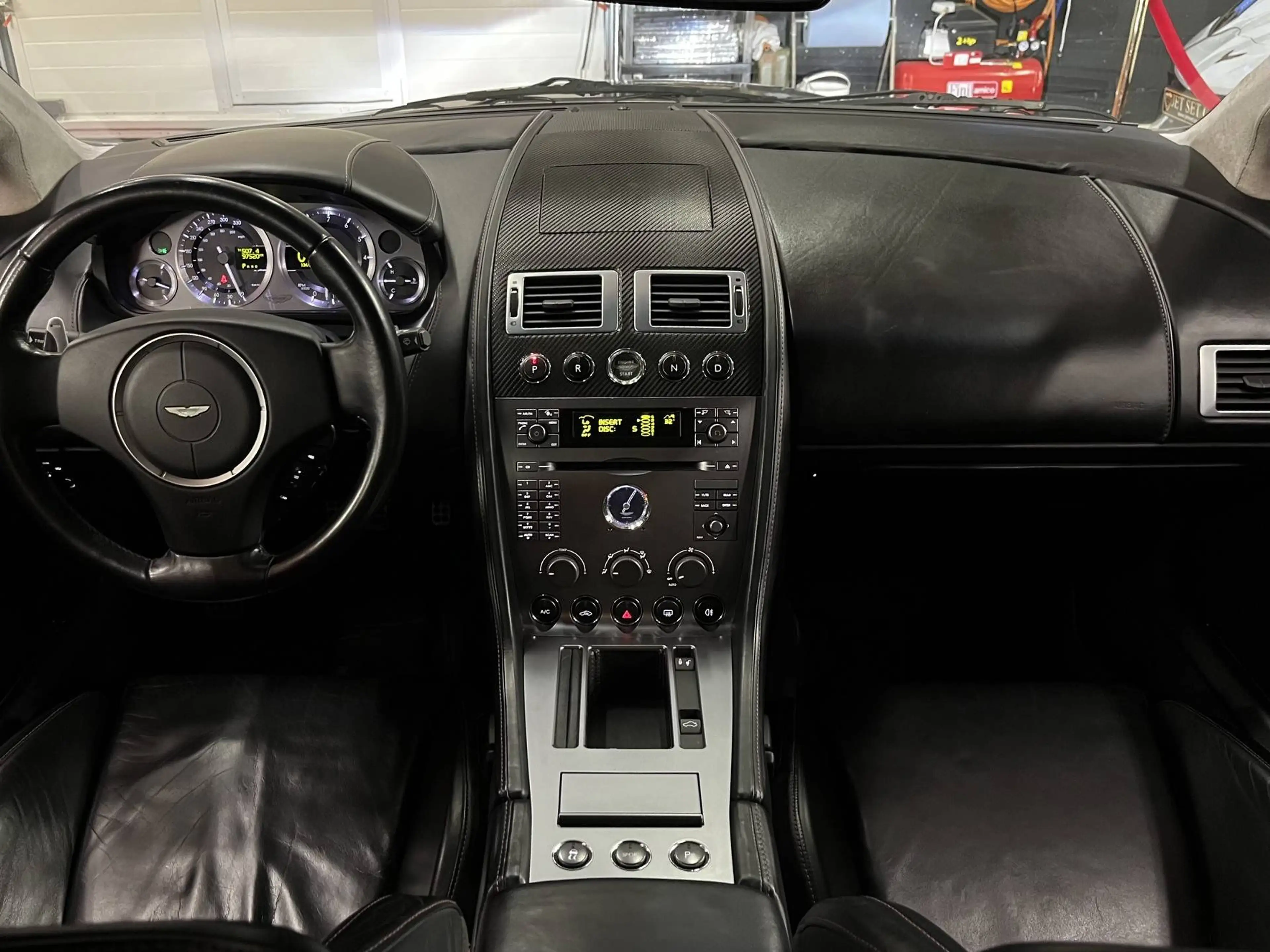 Aston Martin DB9 DB9 5.9i V12 — photo 15