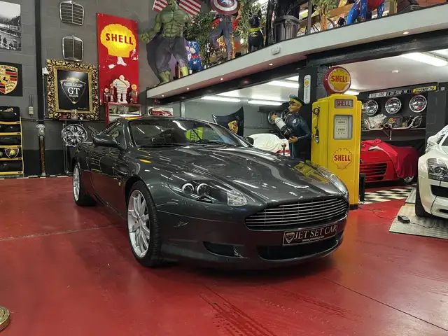 Aston Martin DB9 DB9 5.9i V12
