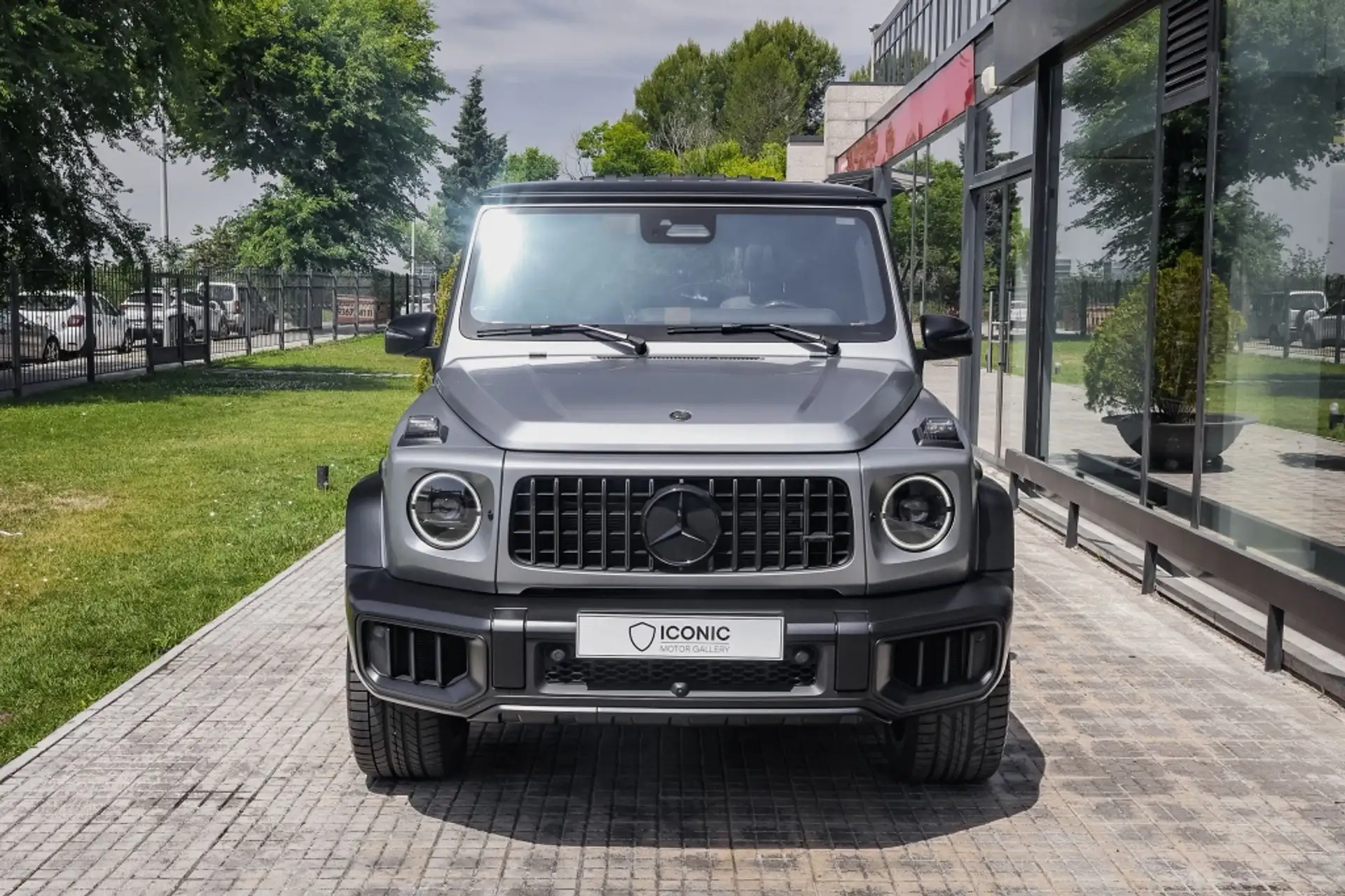 벤츠 G-Class G 63 AMG 2024 회색 사진 2