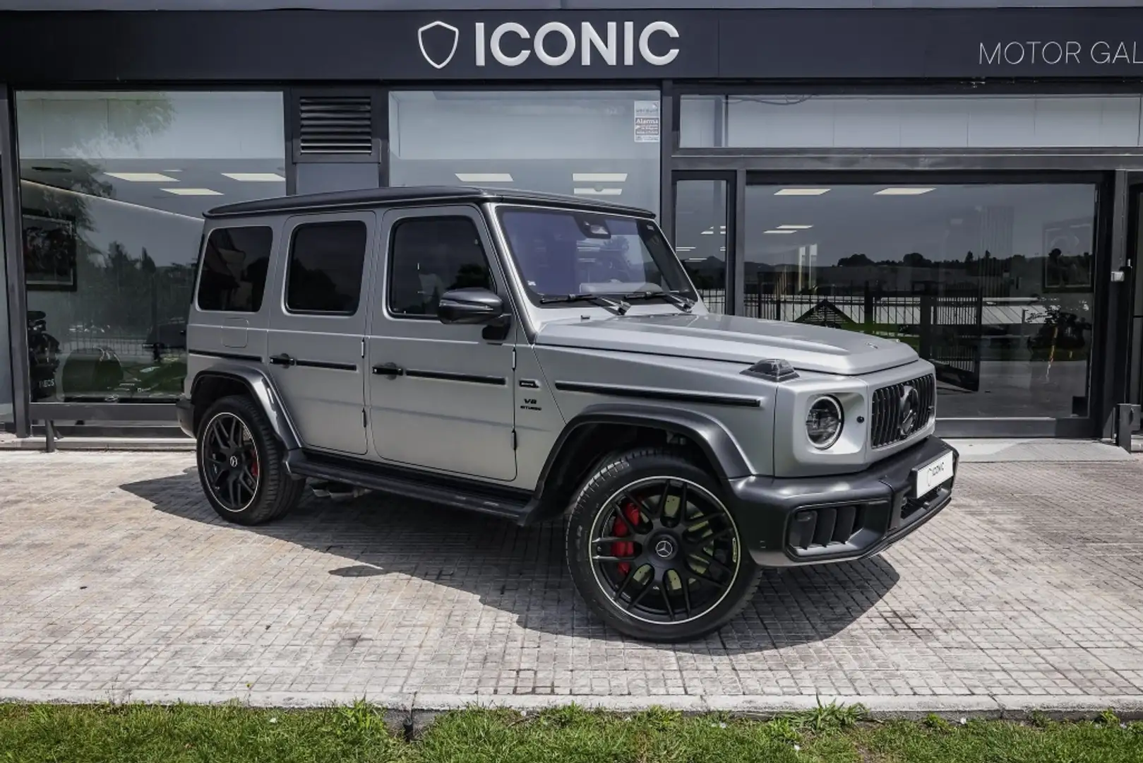 Mercedes-Benz G 63 AMG 4Matic 9G-Tronic Gris - 1