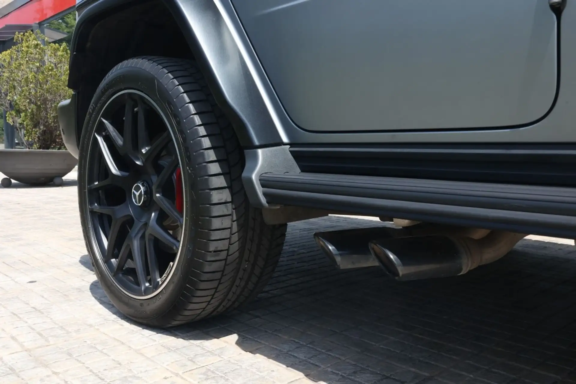 벤츠 G-Class G 63 AMG 2024 회색 사진 7