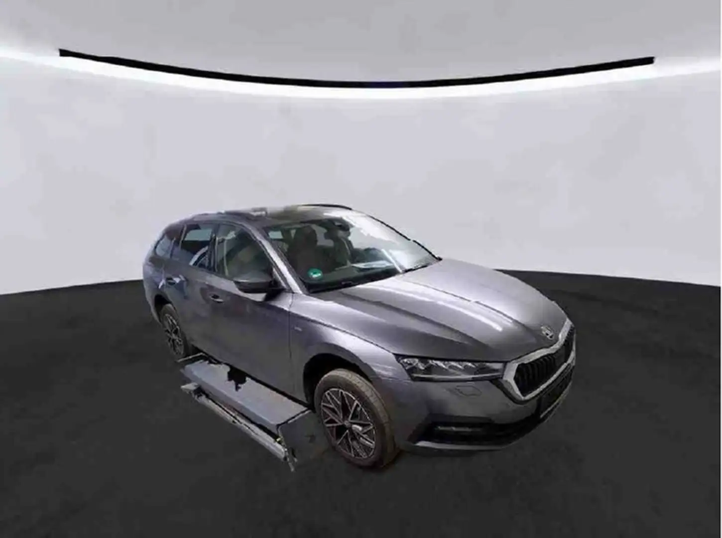 Skoda Octavia Combi 2.0 TDI DSG Clever Columbus, AHK Grau - 2