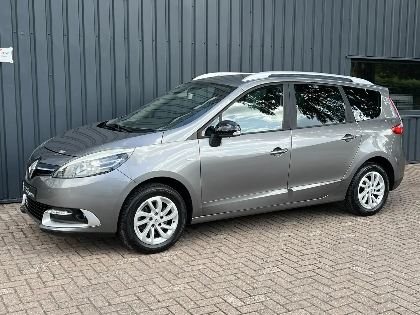 Renault Grand Scenic 1.2 TCe Limited 7-PERSOONS!/NAVIGATIE!/CRUISE!/ Gris - 1