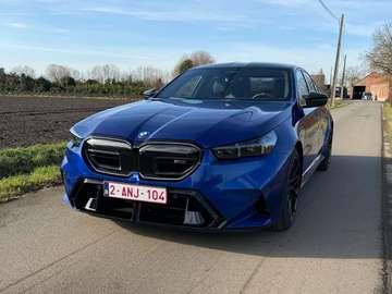 M5 PHEV 4.4 AS (535 kW)