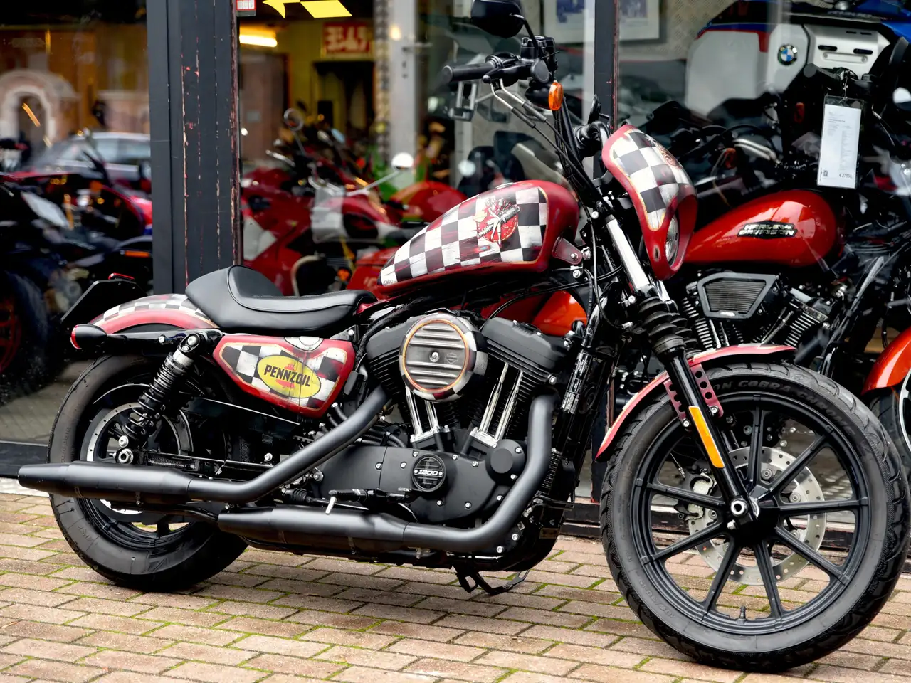 Harley-Davidson Iron 1200