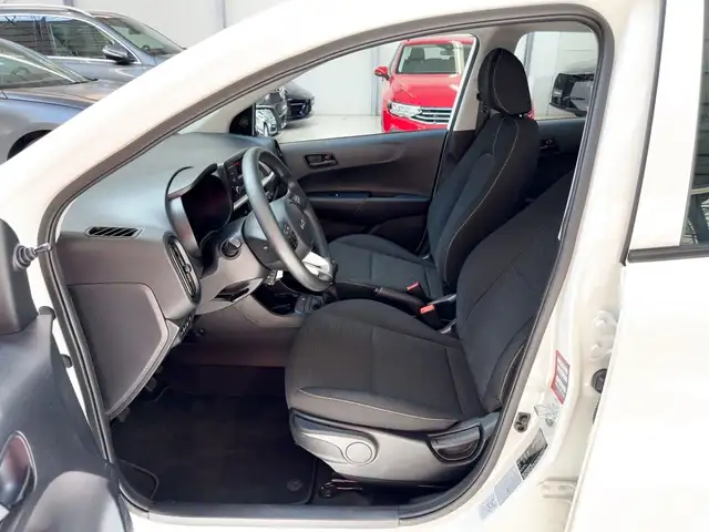 Kia Picanto view 8