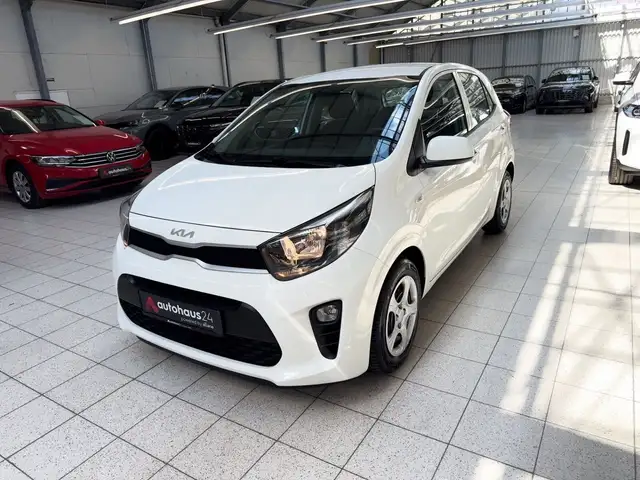 Kia Picanto view 3