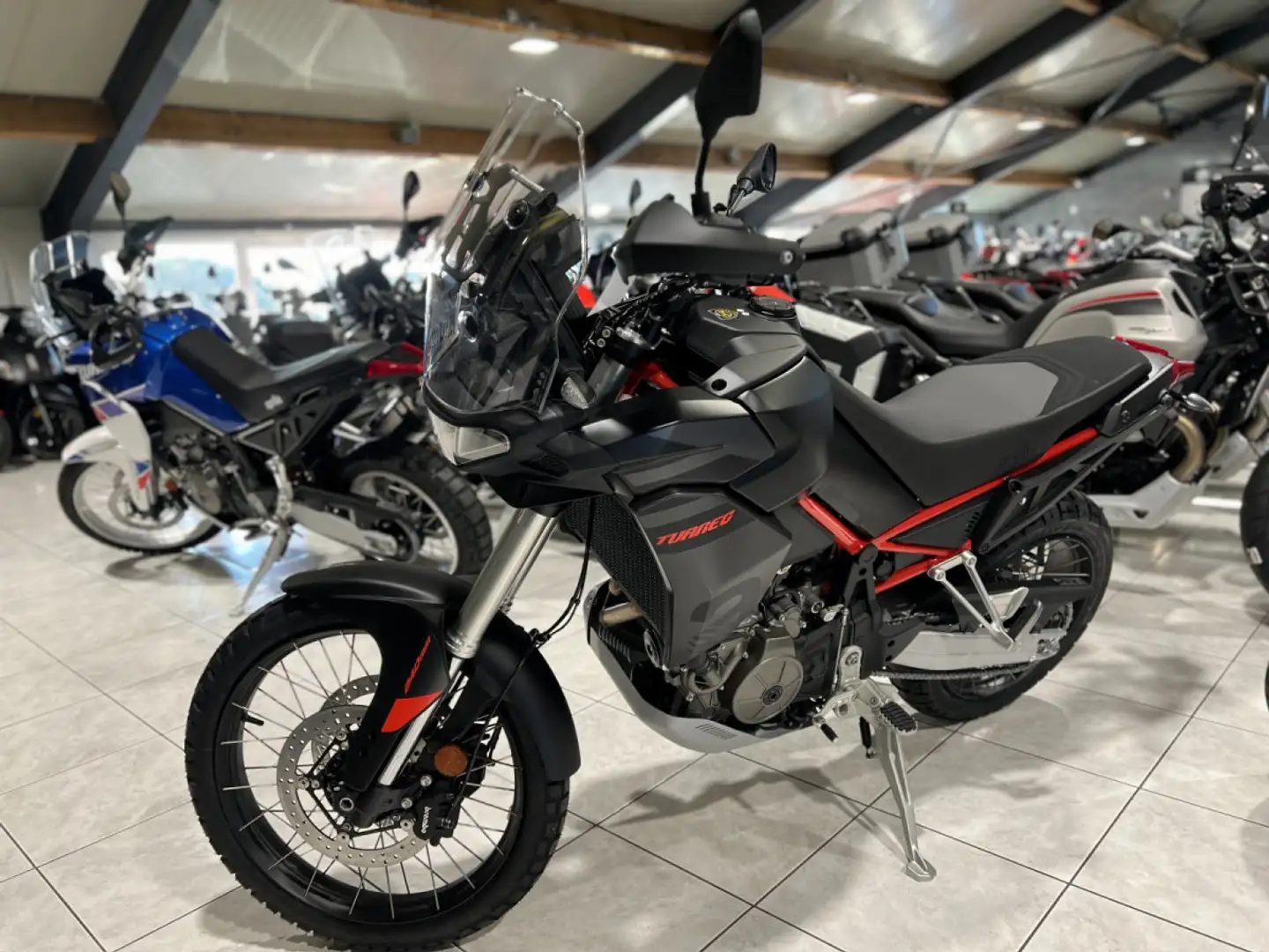 Aprilia Tuareg 660 ATREIDS BLACK disponible aussi en 35 KW Černá - 2