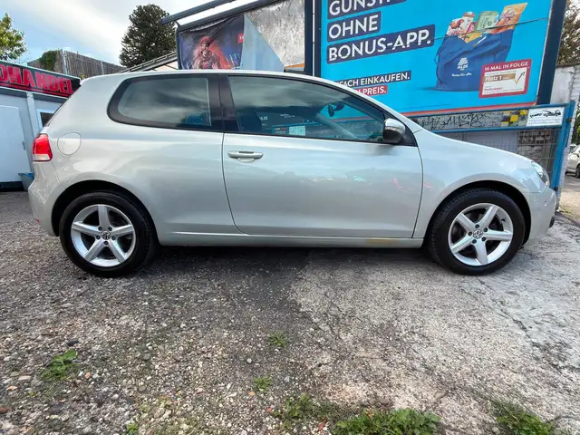 Volkswagen Golf view 8
