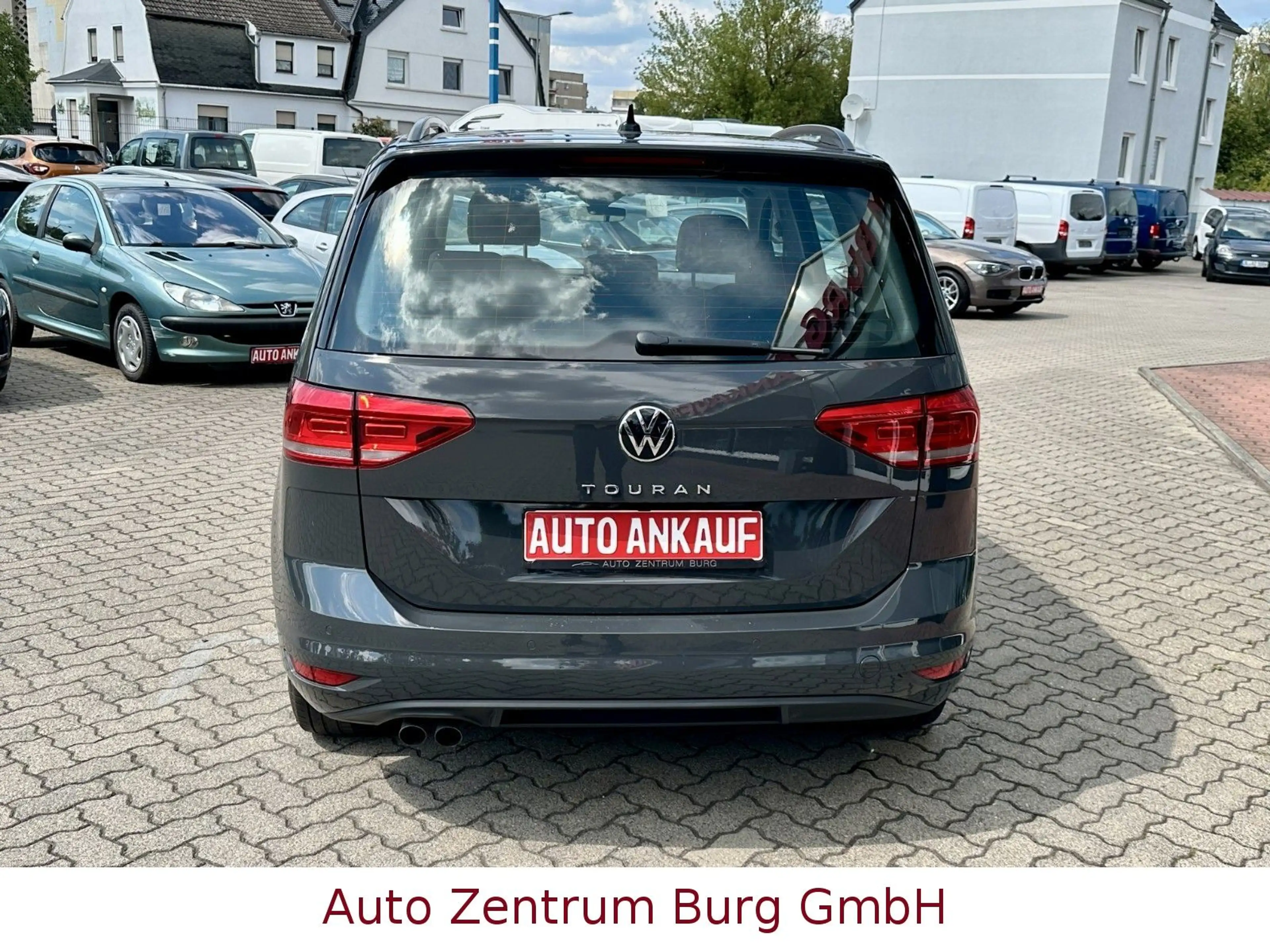 Volkswagen Touran Comfortline BMT DSG Navi AHK — photo 7