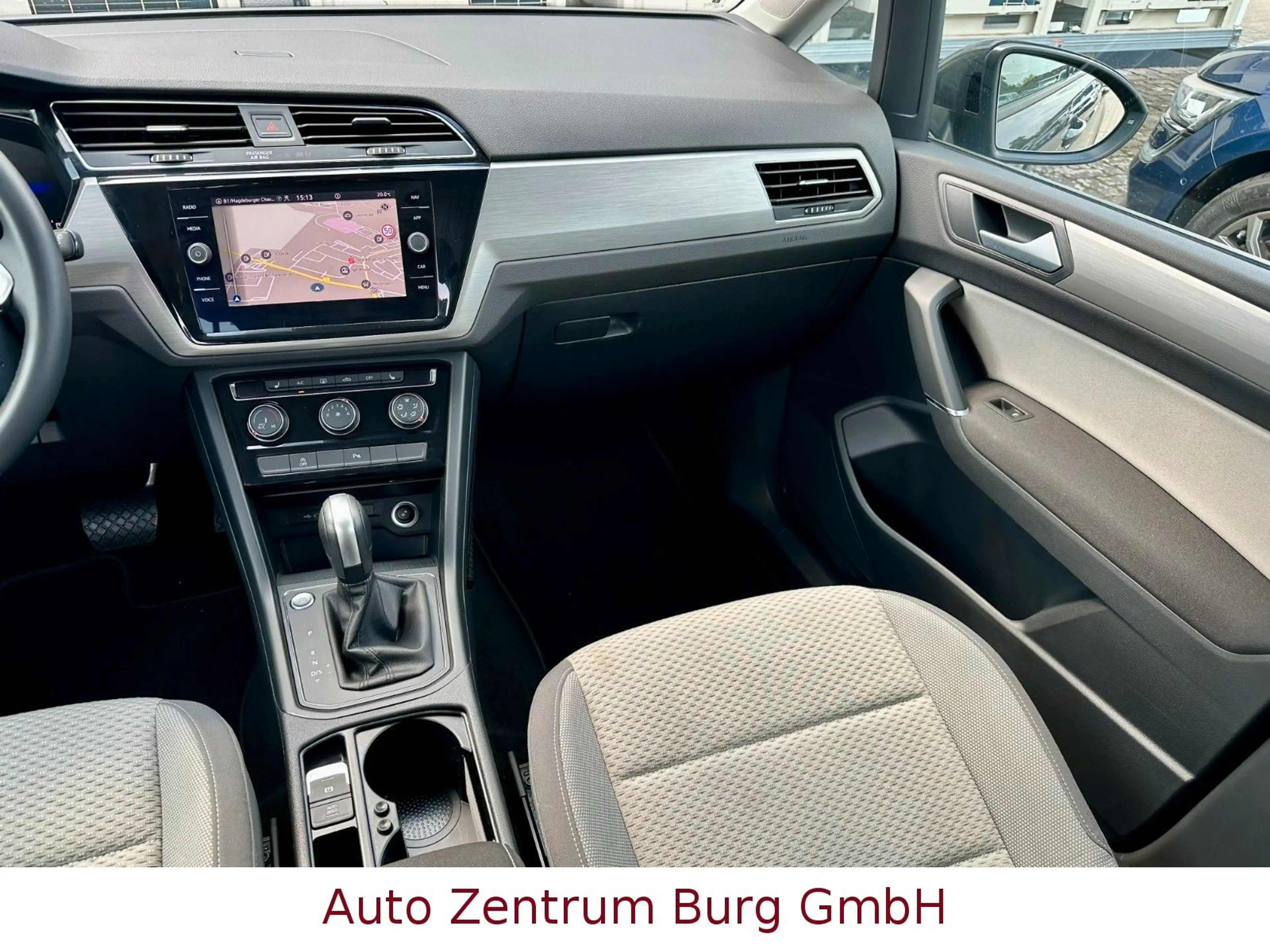 Volkswagen Touran Comfortline BMT DSG Navi AHK — photo 11