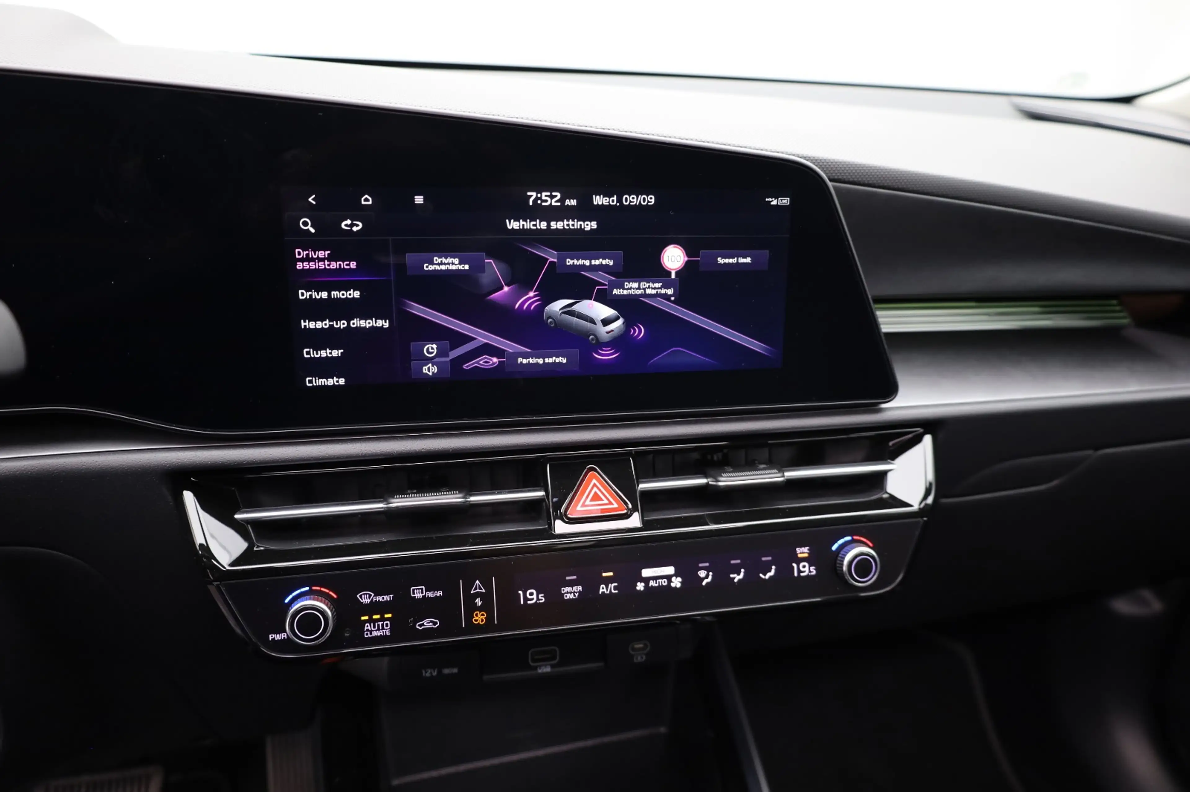 Kia e-Niro EV DynamicPlusLine 64.8 kWh | Leer | Pano | Trekha — photo 23