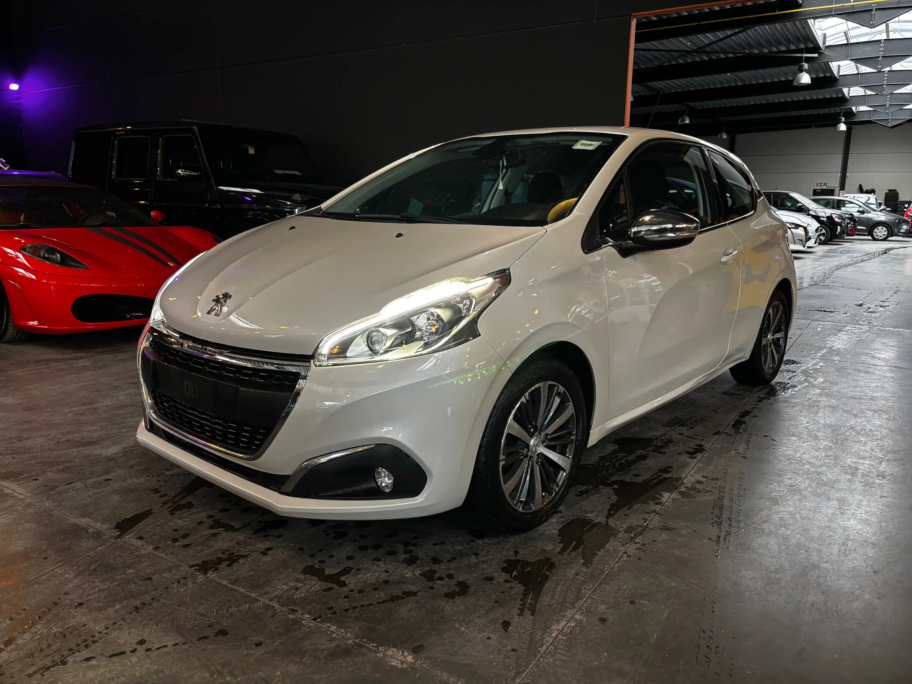 Peugeot 208 208 1.2 Allure S / AUTOMATIQUE / 12 MOIS DE GARANTIE