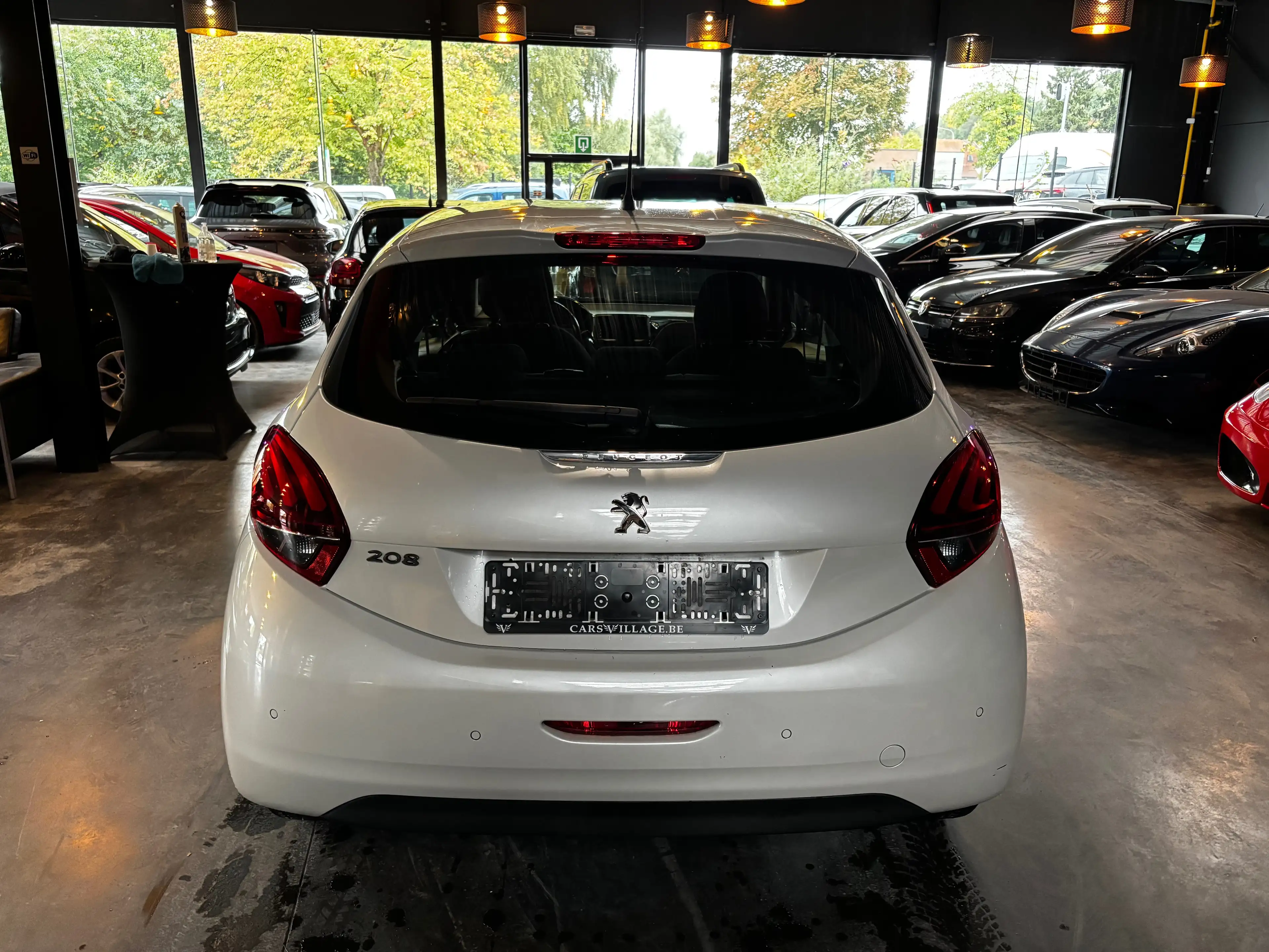 Peugeot 208 208 1.2 Allure S / AUTOMATIQUE / 12 MOIS DE GARANTIE — photo 4