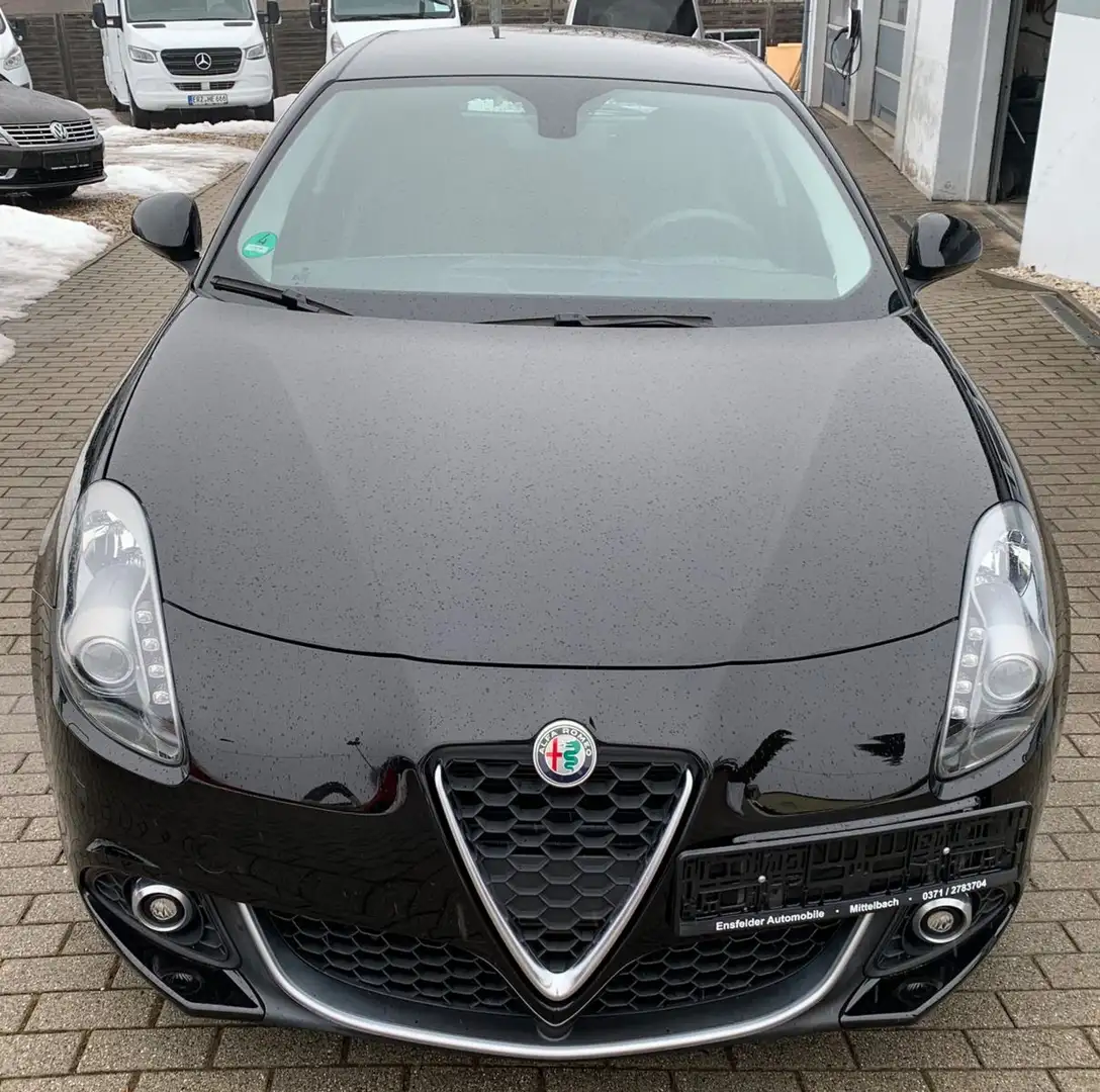 Alfa Romeo Giulietta Super 1,4 Xenon Temp Shzg 25TKM 1.Hand Noir - 2