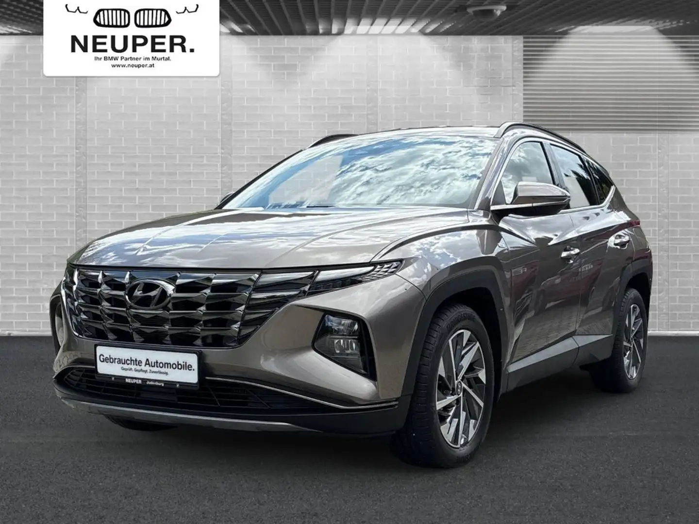 Hyundai TUCSON Tucson 1,6 CRDI 4WD 48V Smart Grau - 1
