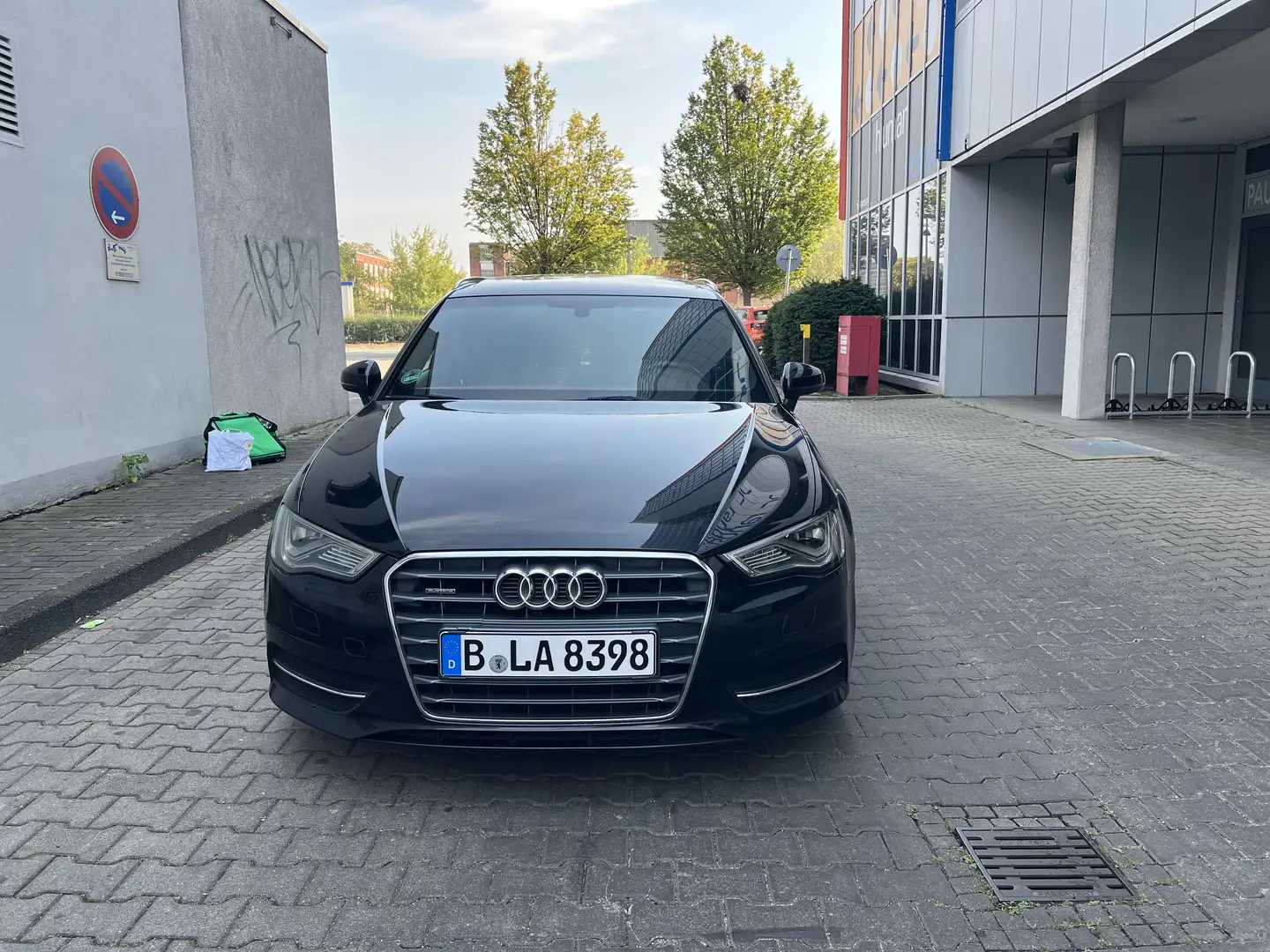 Audi A3 S line Sportpaket quattro Schwarz - 2