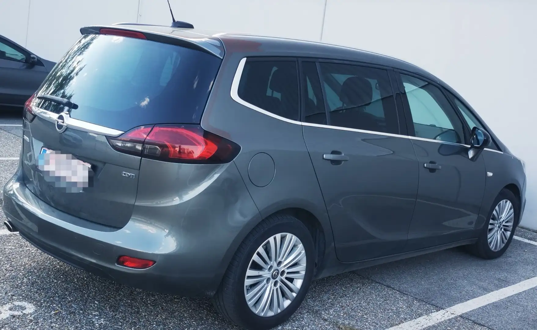 Opel Zafira 2.0 D (CDTI) Automatik Business Edition - 2