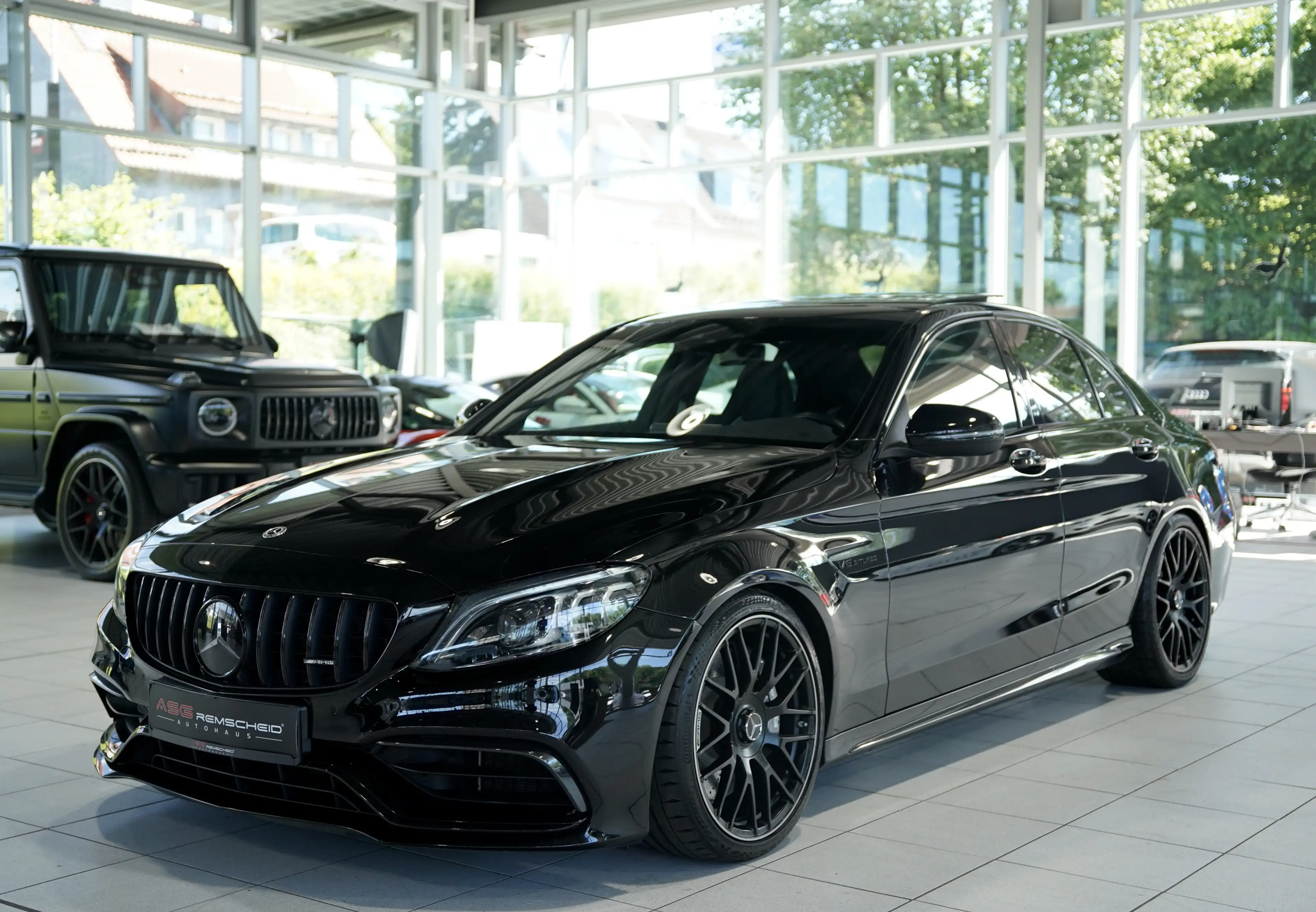 Mercedes-Benz C 63 AMG Limousine *19 *Schale *Pano*Distr.*Kam — photo 5