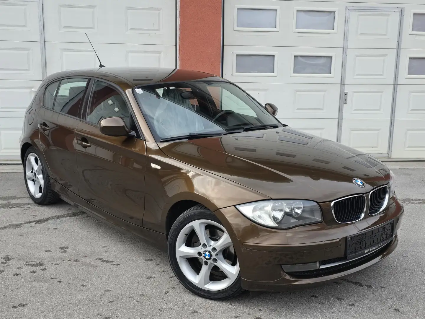 BMW 118 118d Edition Braun - 2