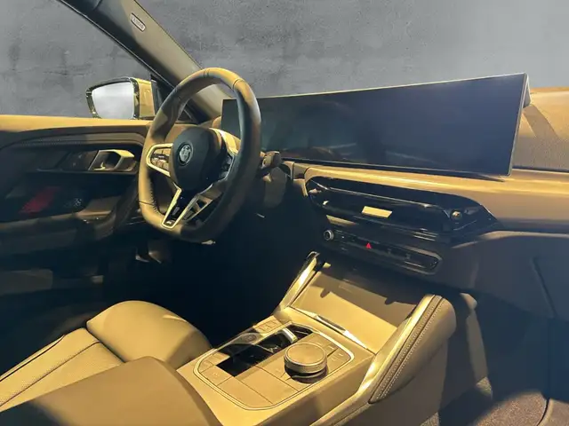 BMW 2 Series view 12