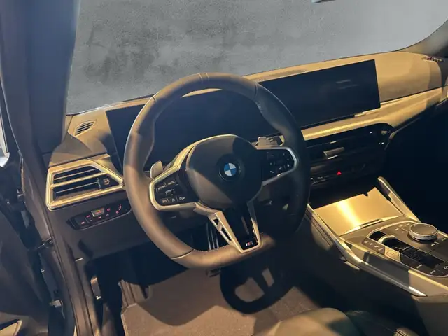 BMW 2 Series view 9