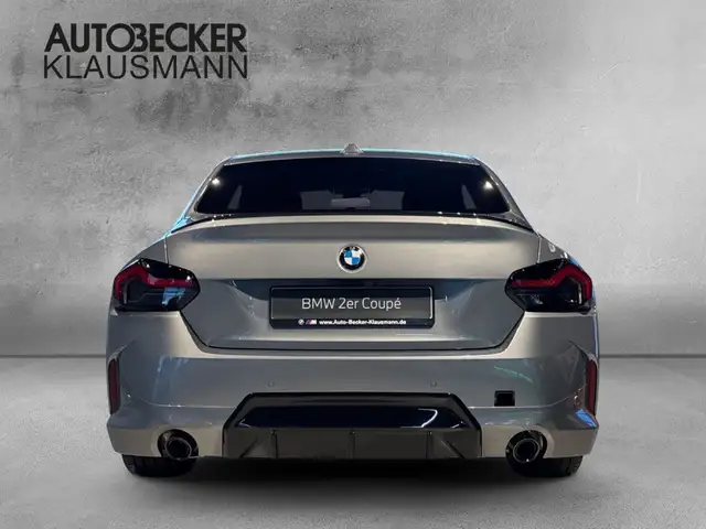 BMW 2 Series view 6