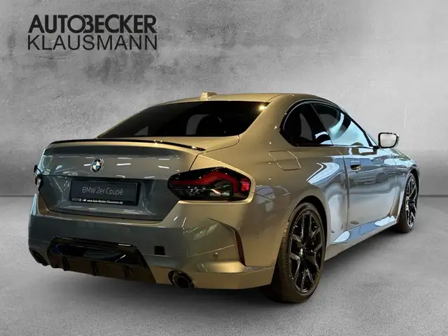 BMW 2 Series view 2