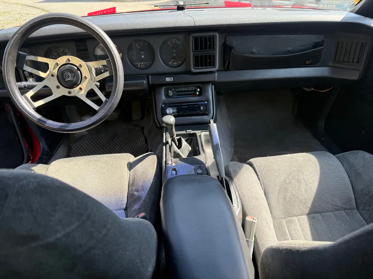 Pontiac Firebird 5,0 V8, foto 5