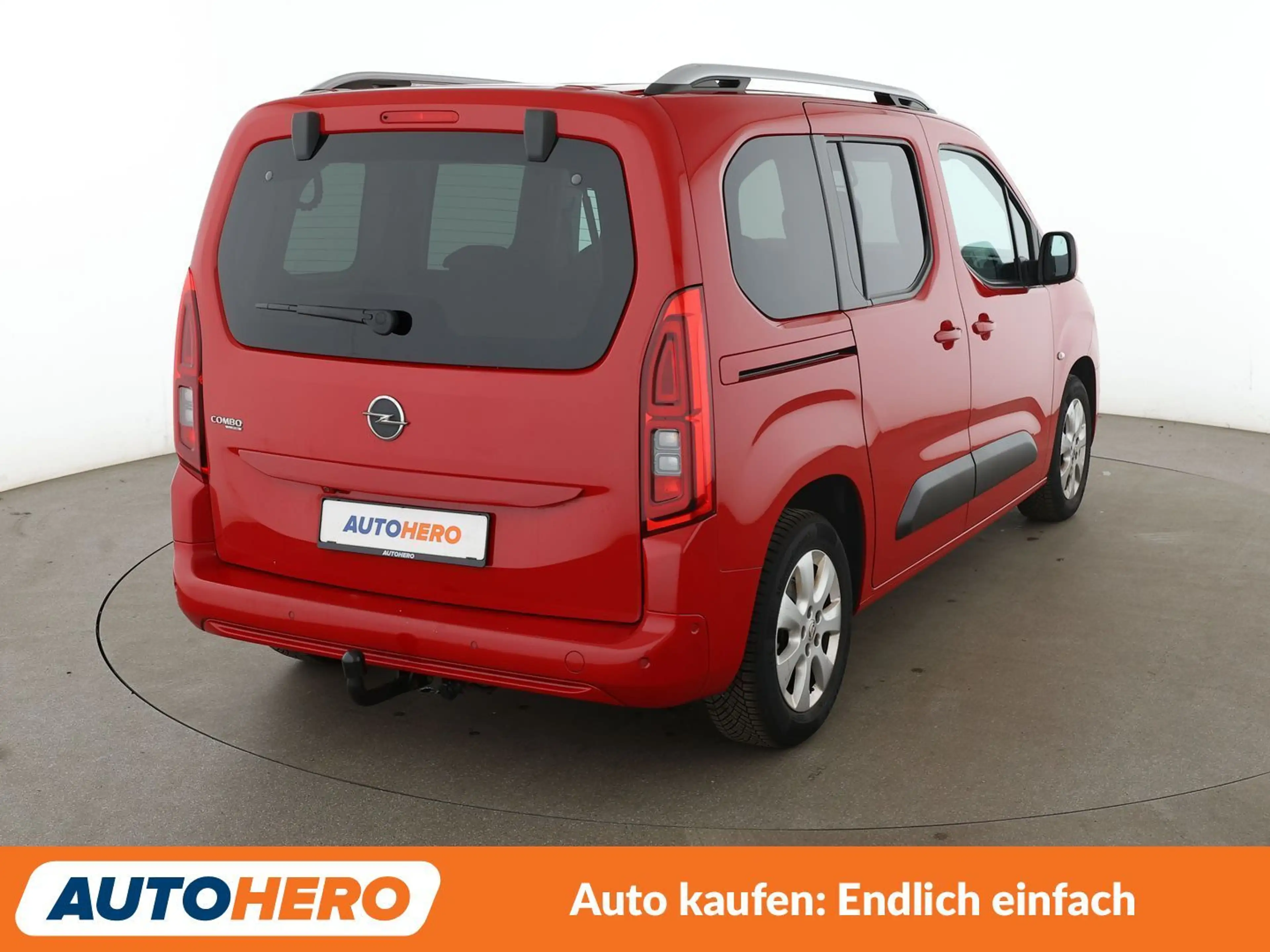 Opel Combo Life 1.2 Turbo INNOVATION *NAVI*HUD*TEMPO*CAM*PDC*SHZ* — photo 6