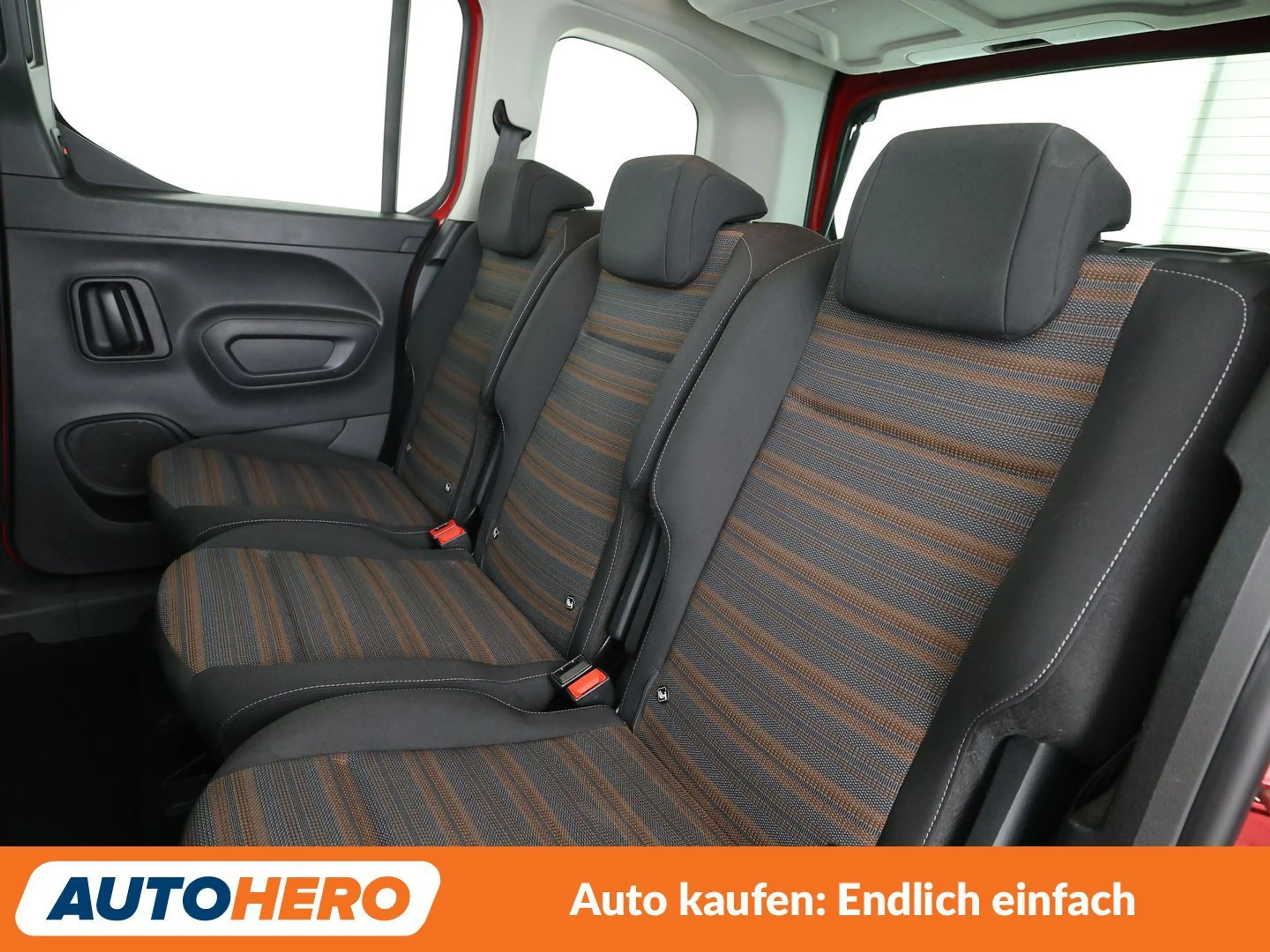 Opel Combo Life 1.2 Turbo INNOVATION *NAVI*HUD*TEMPO*CAM*PDC*SHZ* — photo 14