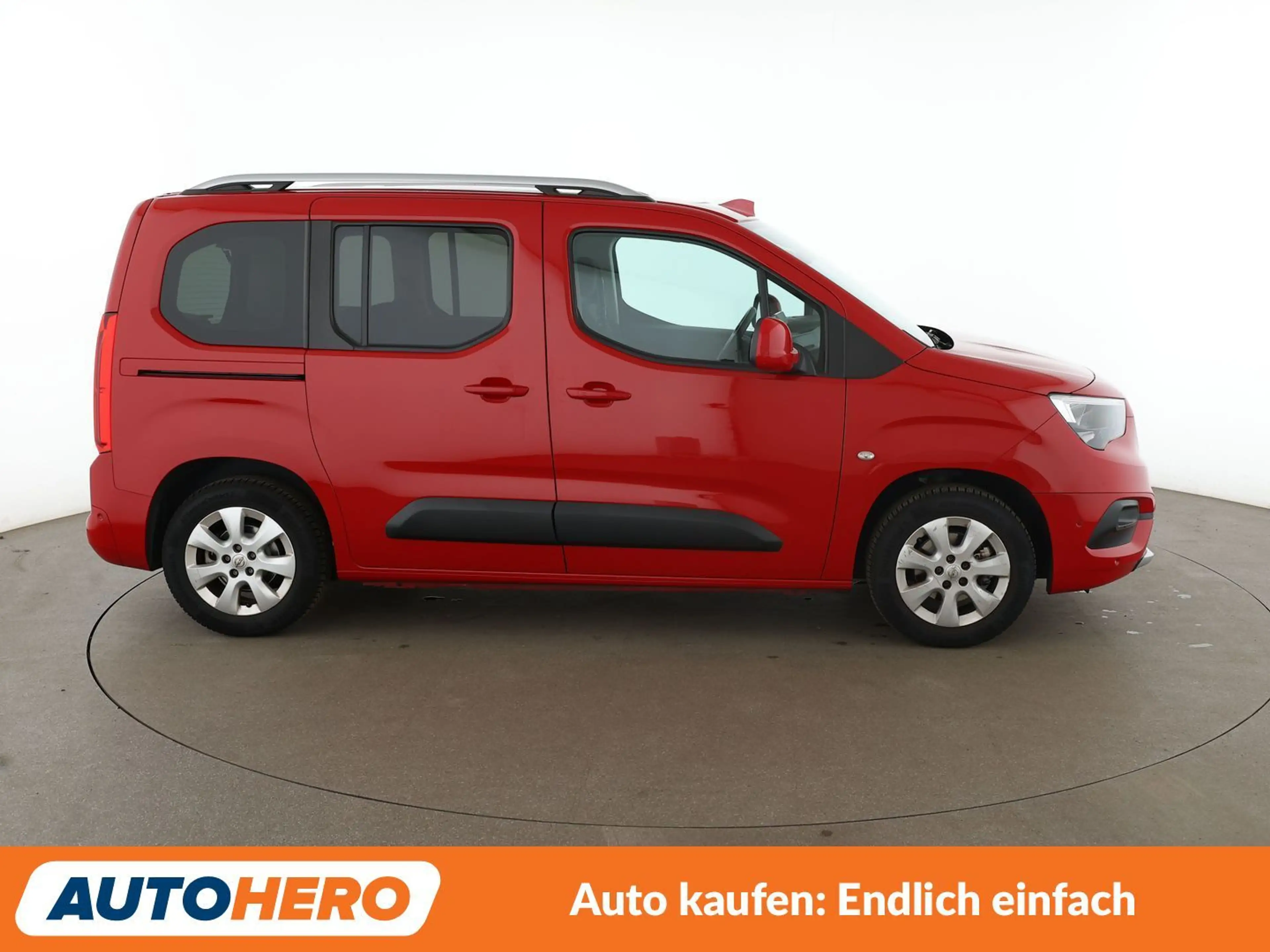 Opel Combo Life 1.2 Turbo INNOVATION *NAVI*HUD*TEMPO*CAM*PDC*SHZ* — photo 7