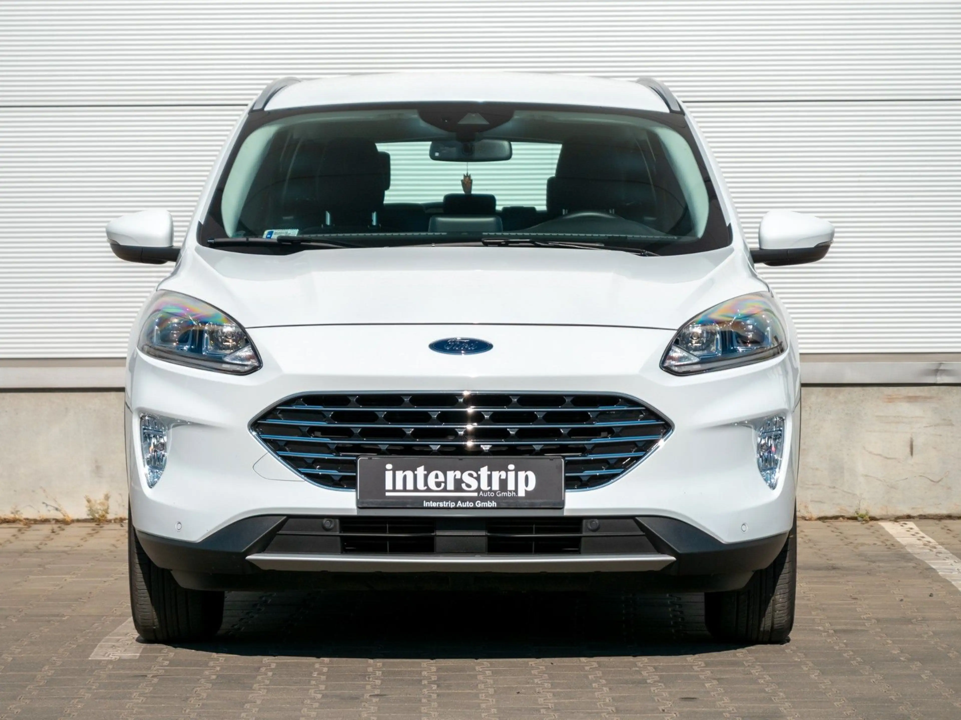 Ford Kuga Titanium TEMPOMAT.LHZ.SHZ.HINTENKAM.8 STÜCK — photo 2