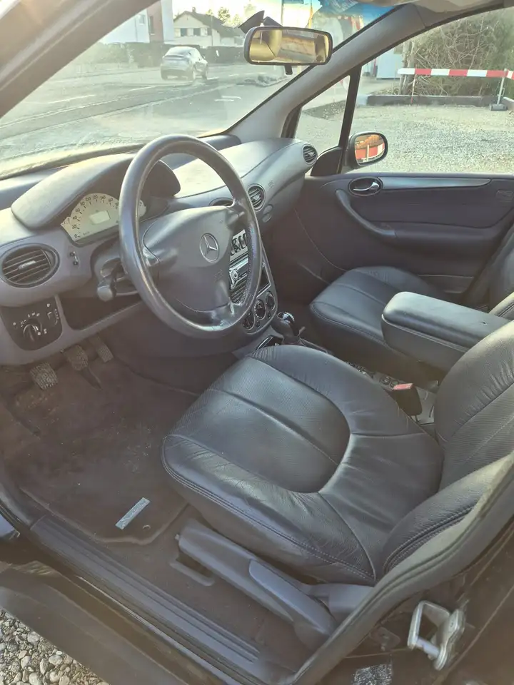 Mercedes-Benz A 190 CLASSE ELEGANCE, foto 4