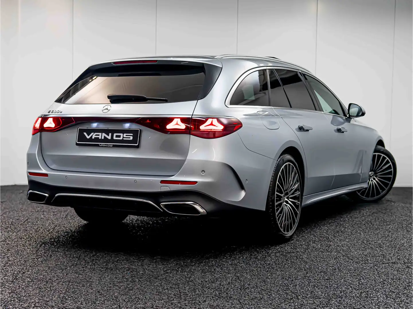 Mercedes-Benz E 300 Estate E e AMG Line | Superscreen | Leder Nappa | Zilver - 2