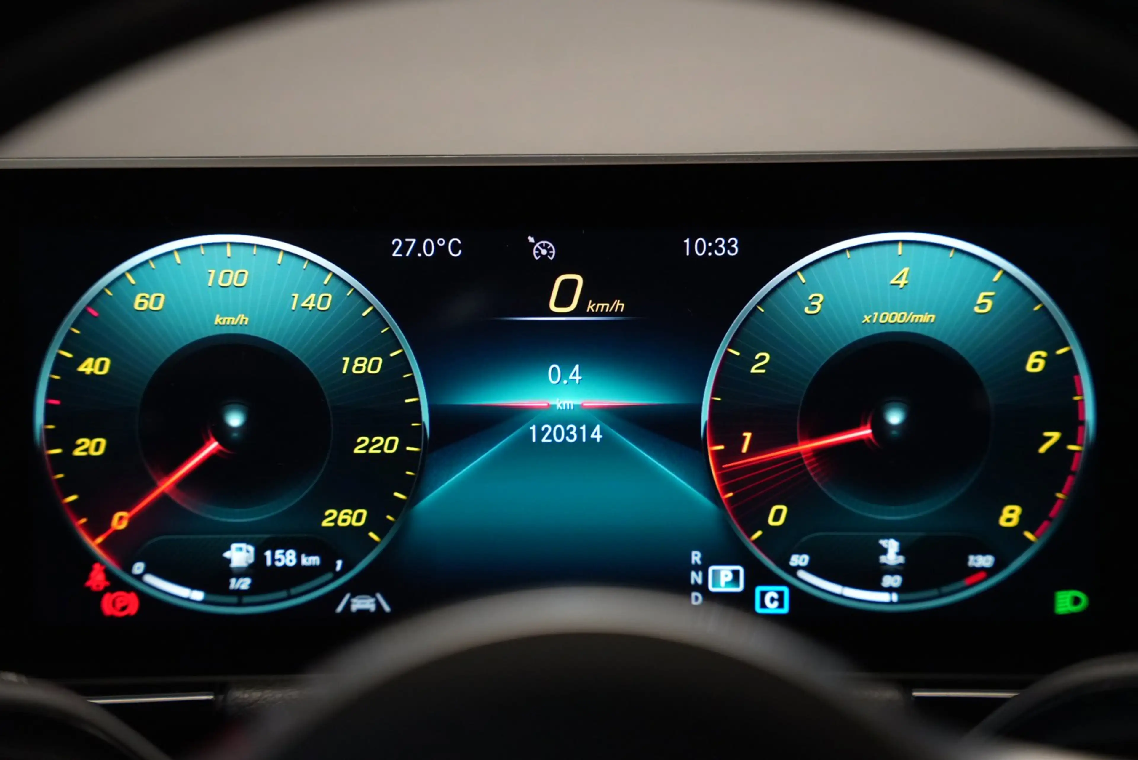 Mercedes-Benz B 200 AMG Line / Night pakket / Camera / Sfeerverlichtin — photo 15