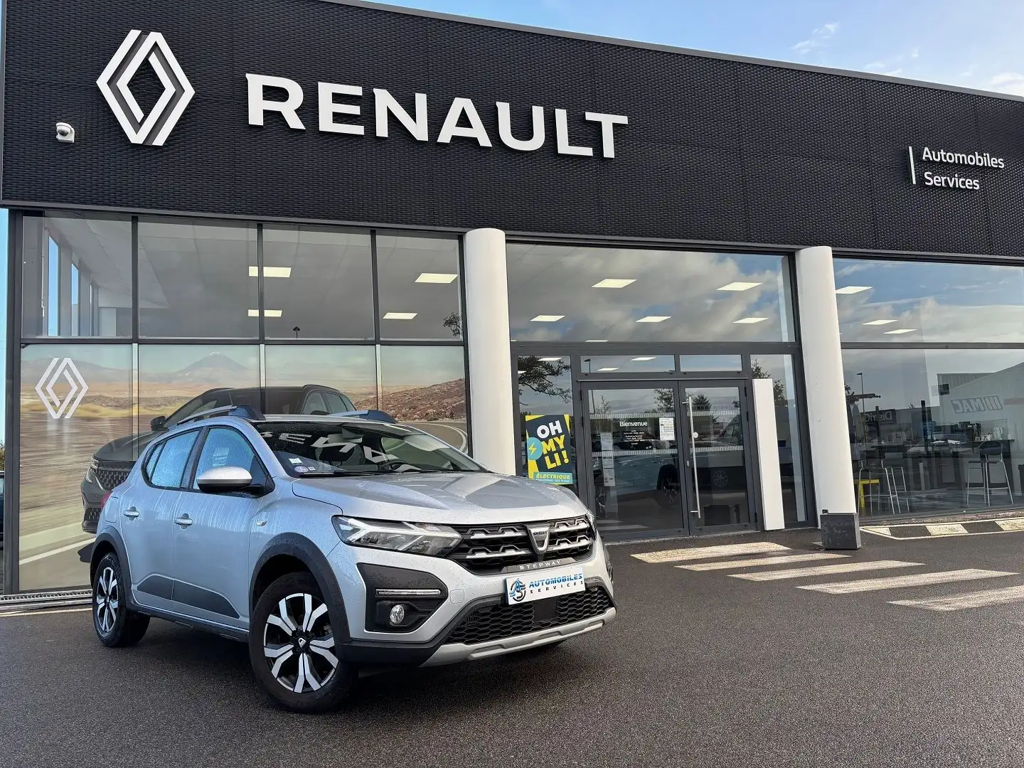 Dacia Sandero 1.0 TCE 90CH STEPWAY CONFORT Gris - 1