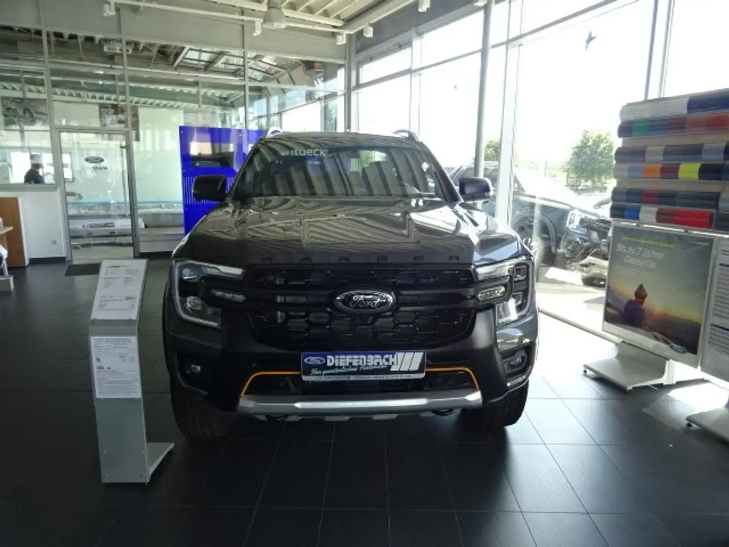 Ford Ranger 2.0 Wildtrak X  Doppelkabine +el. Laderaumrollo Gris - 1
